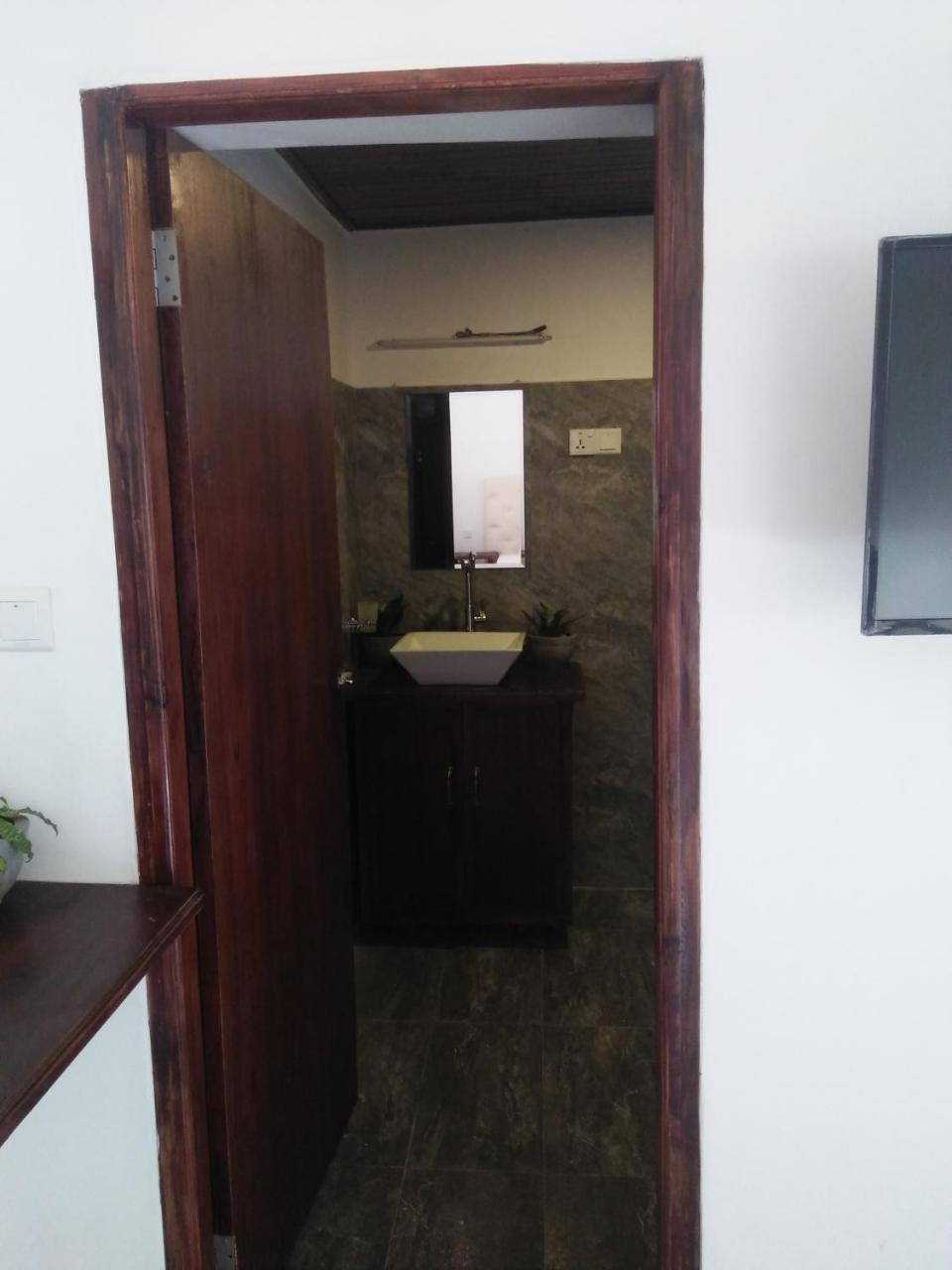 Living Home نيجومبو المظهر الخارجي الصورة